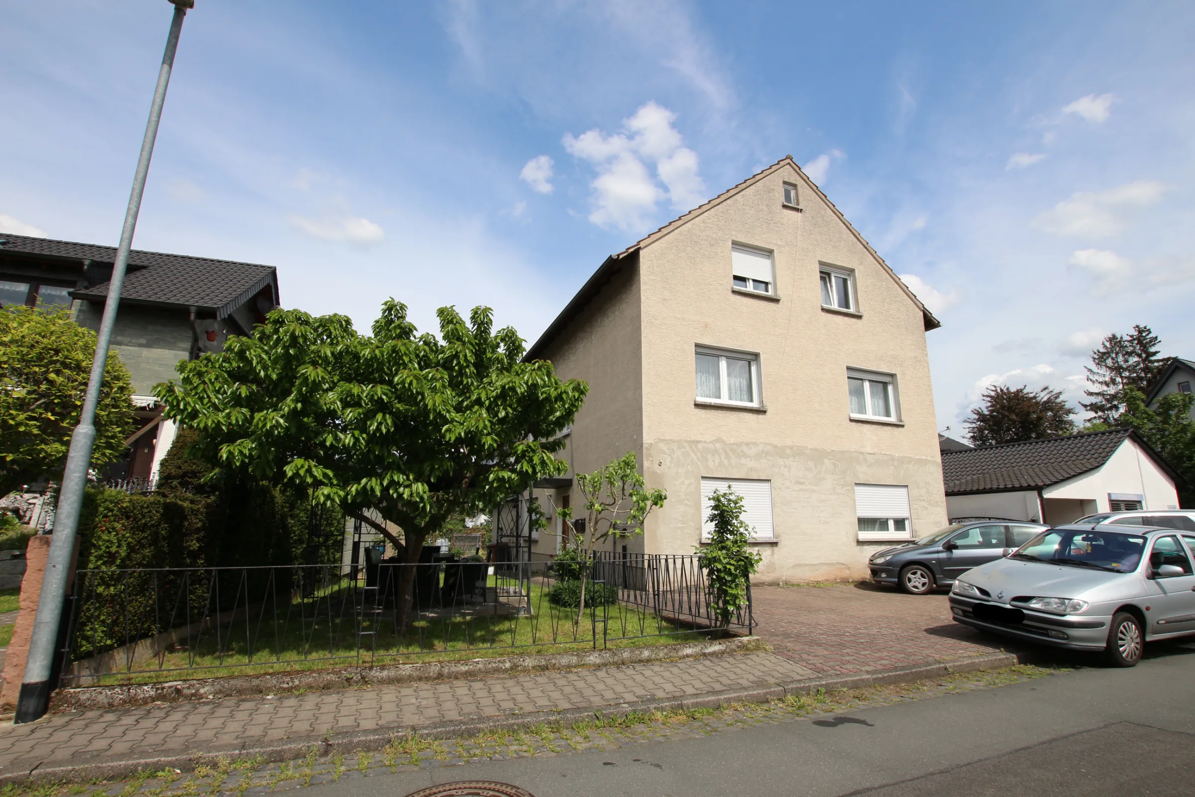 Front Ansicht